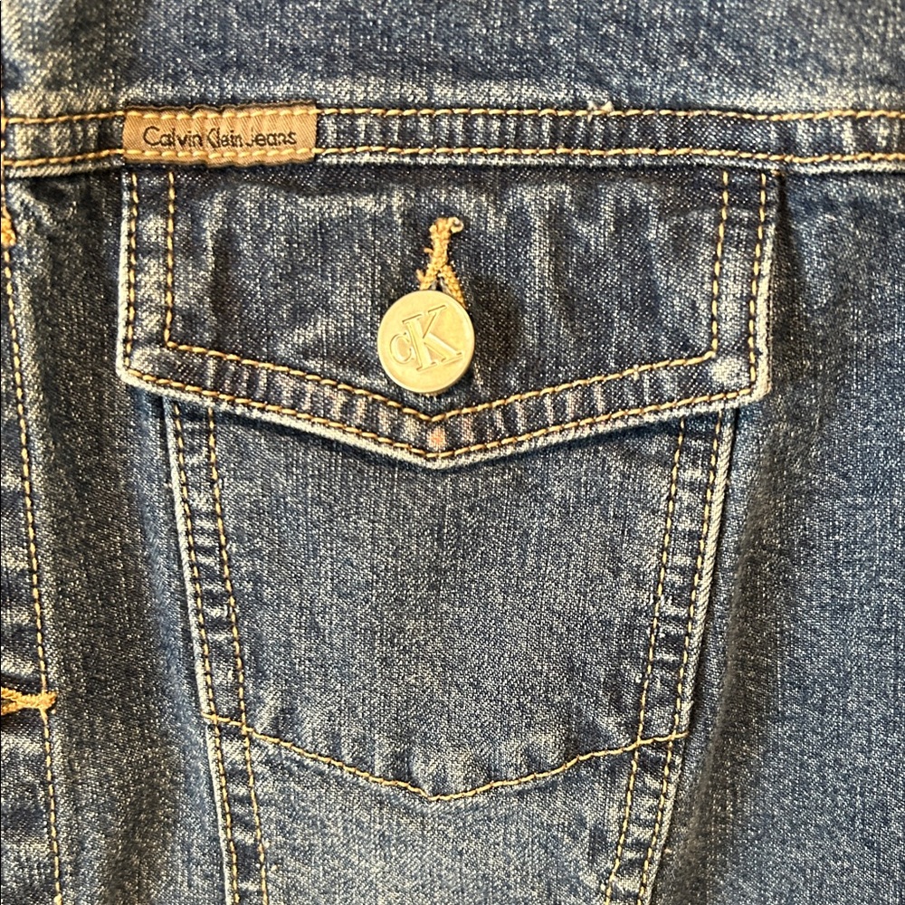 Calvin Klein Dark Wash Denim Trucker Jacket Women’s Classic Button Front - Picture 6 of 9